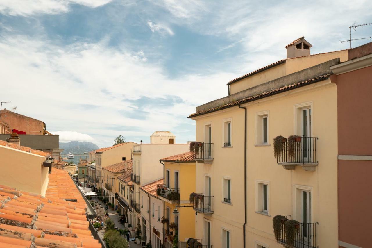 Corso Umberto Rooms Ольбия Экстерьер фото
