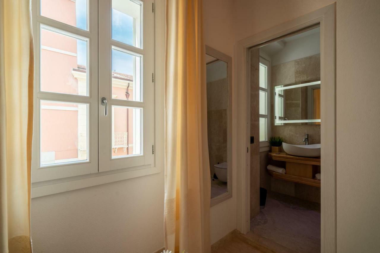 Corso Umberto Rooms Ольбия Экстерьер фото
